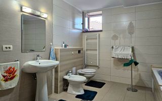 Casă plus Spațiu comercial 741 mp, Teren 906 mp Brasov - zona Blumana - Poză 29