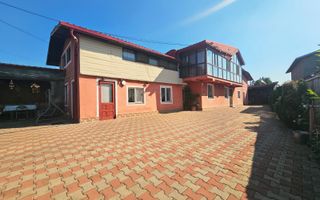 🏡 Casă spațioasă cu 9 camere în Strejnicu – pentru locuință, birouri - Poză 1