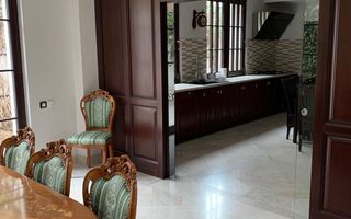 Vilă Individuala spațioasă | Locație premium - Poză 2