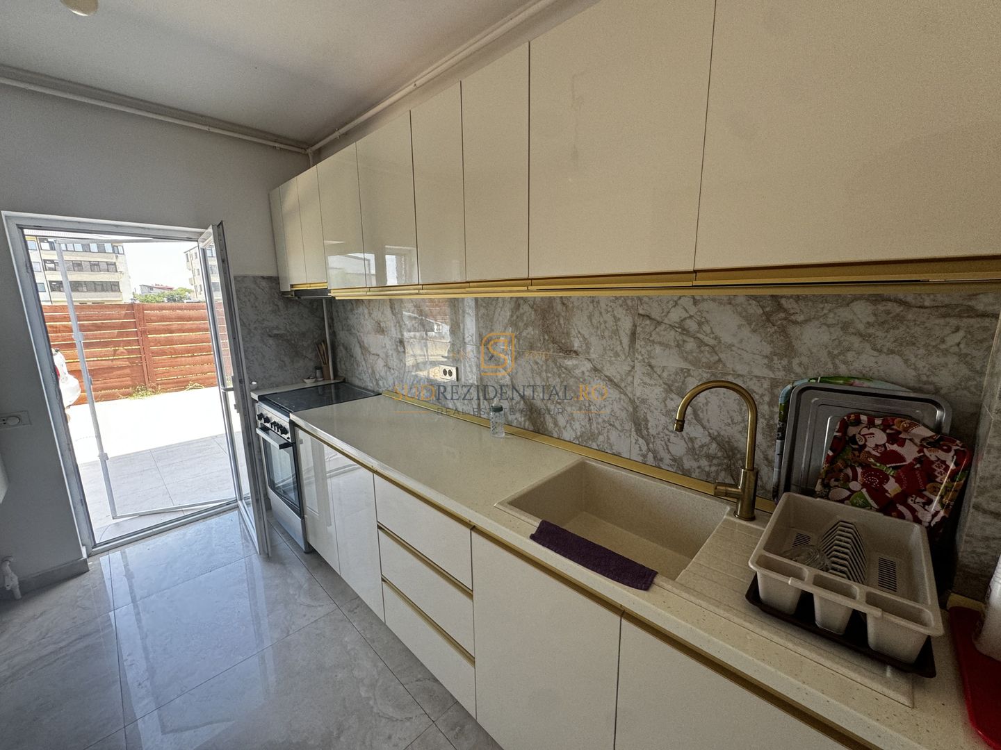 APARTAMENT PREMIUM 3 CAMERE | 74 MP | CURTE PROPRIE 61 MP | MOBILAT - Poză 20