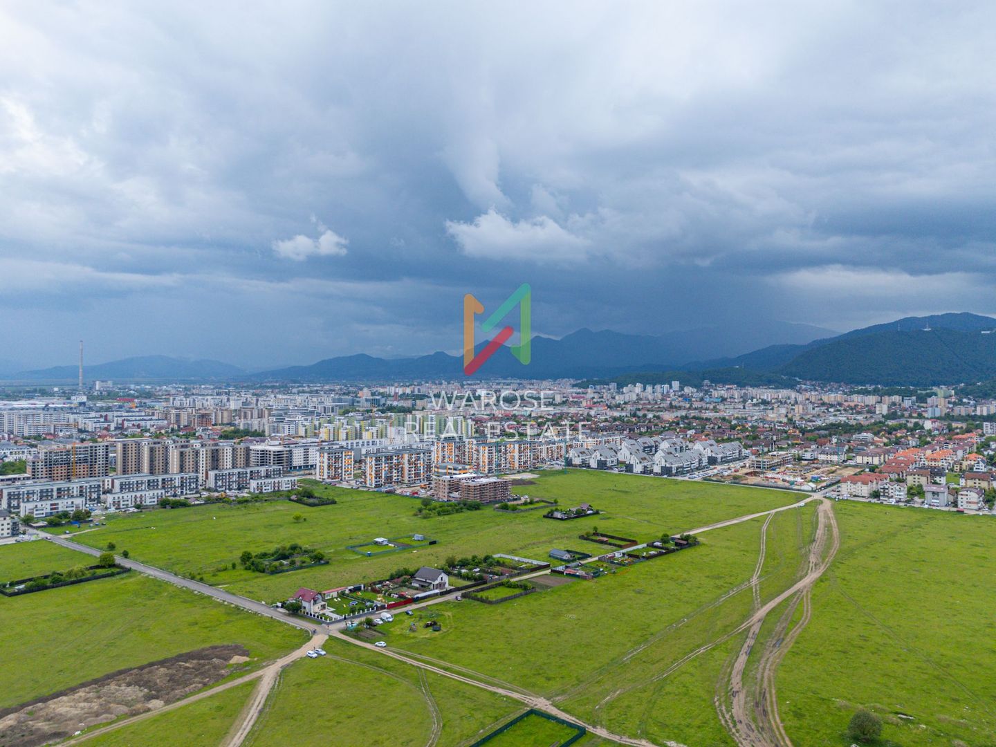 Teren intravilan cu potențial investitie |1000 mp| Tractorul - Poză 2