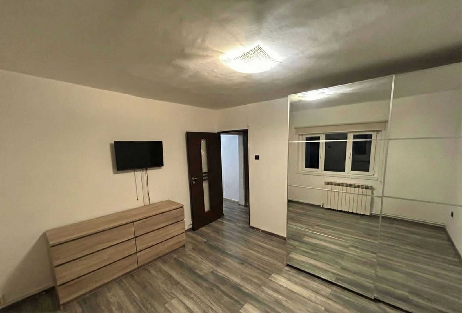 Inchiriere Apartament 2 camere Unirii Zepter - Poză 1