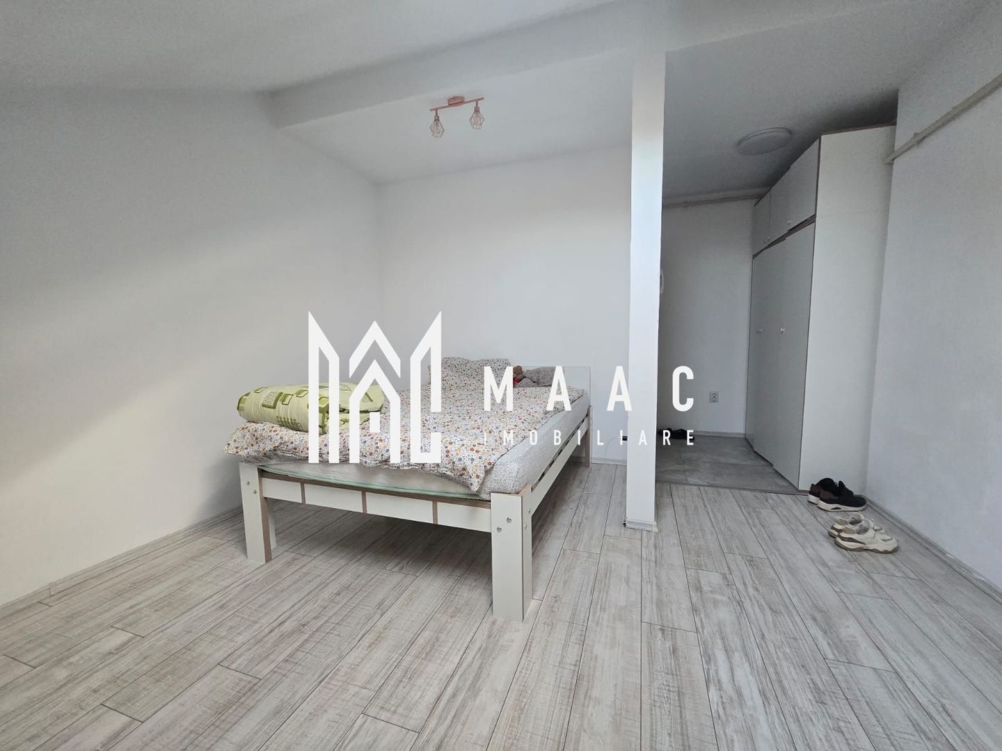 2 garsoniere de vanzare zona Turnisor - Poză 10