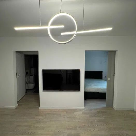 Apartament 2 camere ultra-modern, mobilat premium, chiar in Piața Amzei - Poză 2