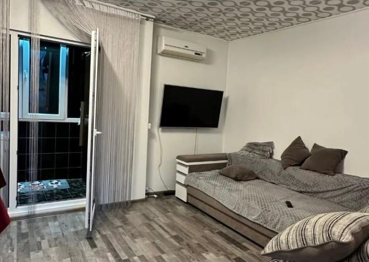 Apartament renovat cu doua camere, soseaua Berceni, 130.000€ - Poză 1