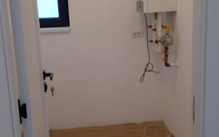 Reședință Modernă cu Finisaje Distinse - Poză 23