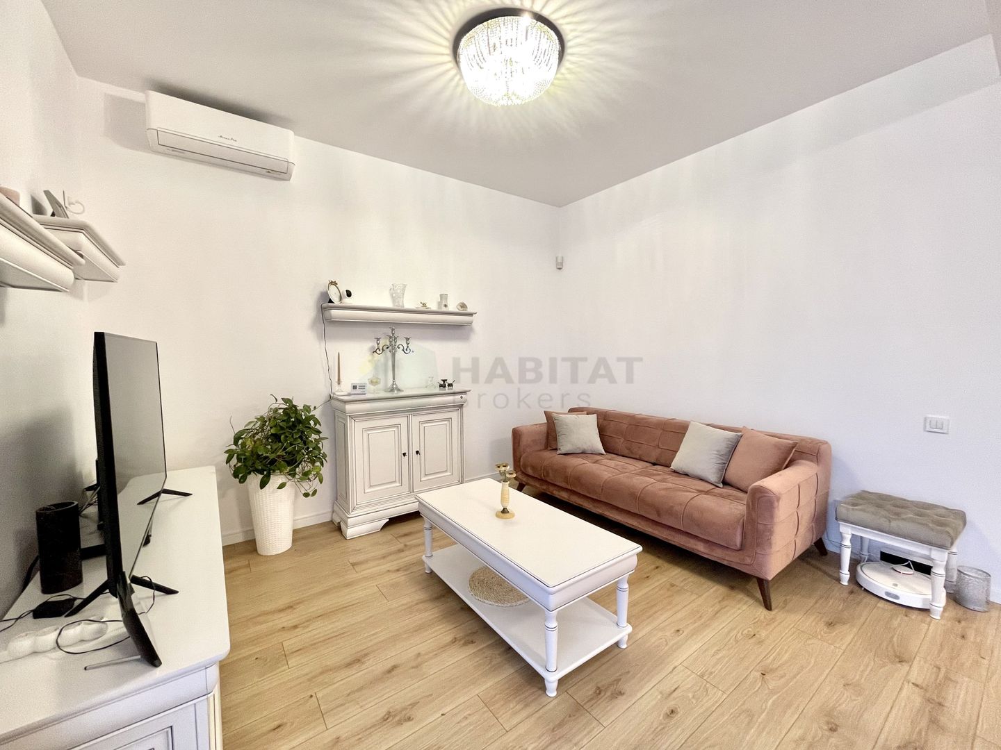 Casa 4 camere Tunari-Lacul Pasarea mobilata si utilata - Poză 9