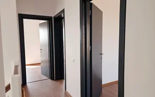 De vanzare vila 4 camere - cartier Mega Parc Residence -comuna Berceni - Poză 14