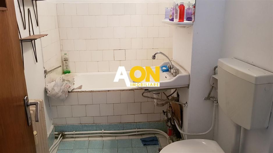 Apartament 3 camere decomandat ultracentral - Poză 6