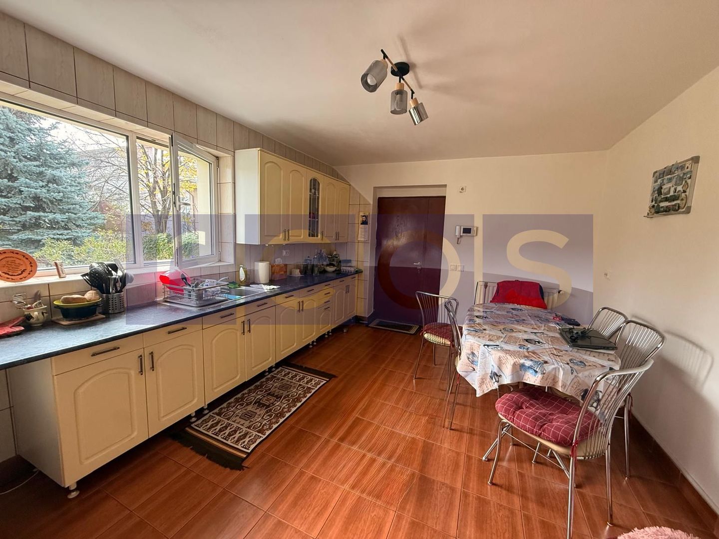 VANZARE VILA LA CHEIE | 280 MP | 1080 MP TEREN | 7 CAMERE | FUNDENI | - Poză 10