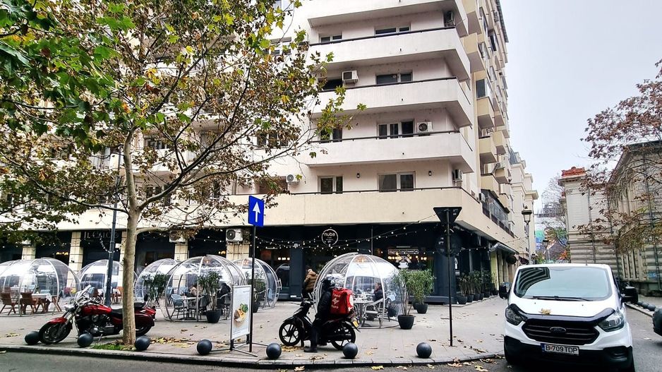 Oportunitate! Apartament 4 Camere 1 Minut Metrou Universitate - Poză 1