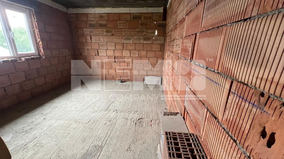 Casa la Rosu | 821Mp | Dornesti - Poză 10