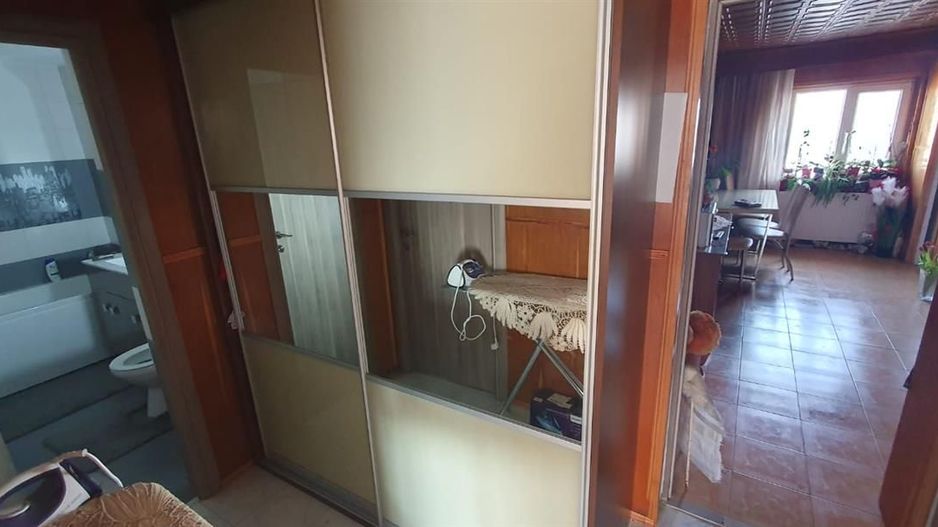 Apartament 3 camere2 bai 2 balcoane Centrala proprie. - Poză 8