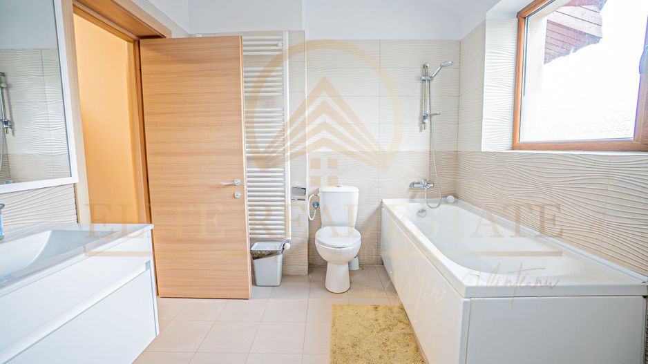 Ultracentral - Proprietate comercială P+M la 200 m de mare. - Poză 45