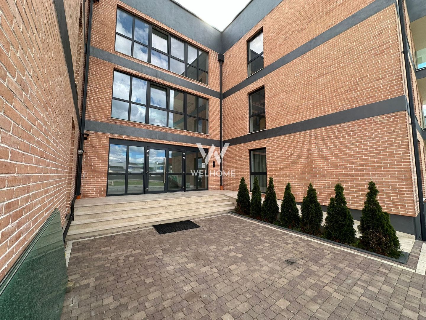 Apartament 2 camere  cu gradina Selimbar - Poză 12