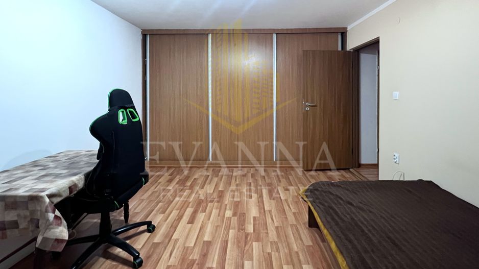 De vanzare 4 camere | 90 mp utili | balcon | zona Garii. - Poză 8