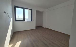 Apartament 3 camere, bloc nou, Cetate - Poză 2