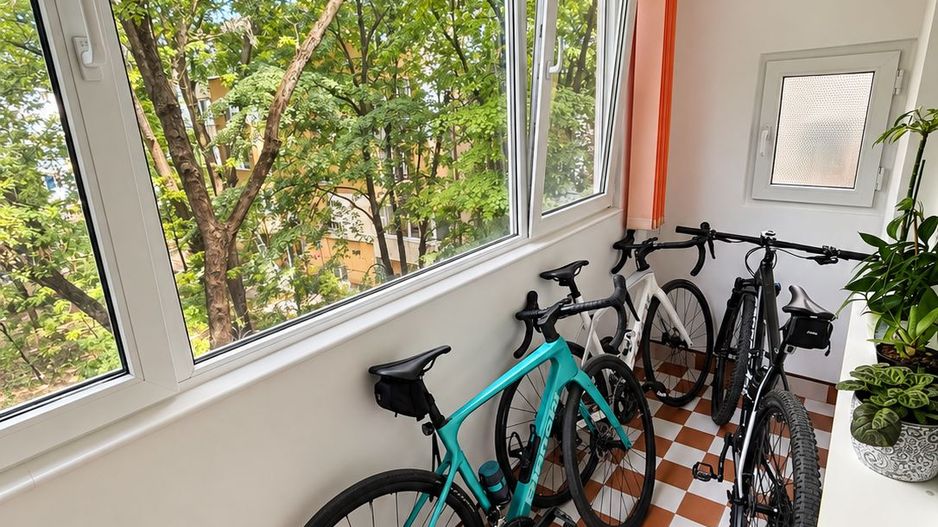 Dambovita | 3 camere | Decomandat | Centrala proprie | 2 bai | 2 balcoane - Poză 3
