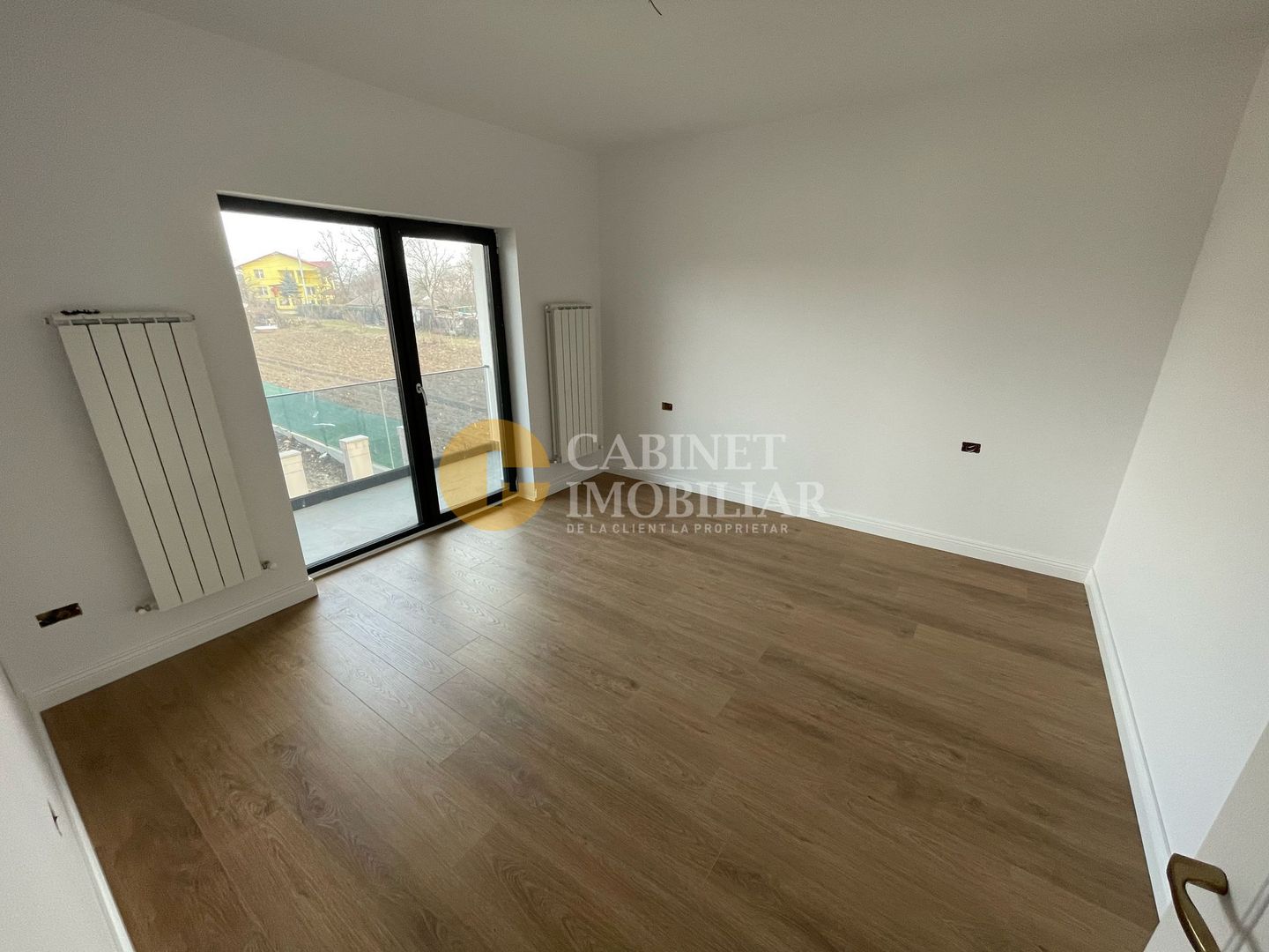 Vila Individuala LA ASFALT centru Aroneanu - 640mp teren - PREMIUM - Poză 6