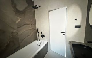 Penthouse cu 3 camere LA CHEIE, cu terasa de 191mpu, zona Calea Surii Mici - Poză 15