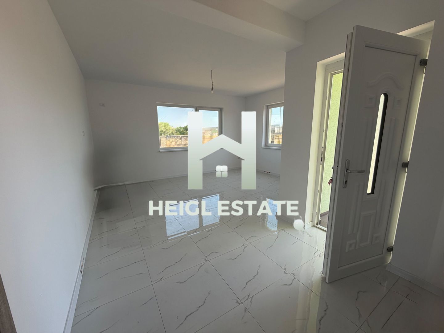 Duplex finalziat cu 4 camere si bucatarie inchisa in Giroc - Poză 5