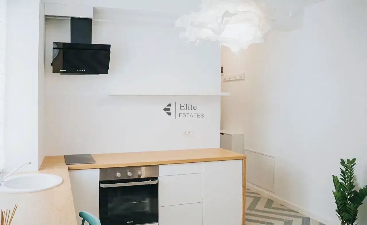 Studio de inchiriat ultracentral în Oradea - Poză 6