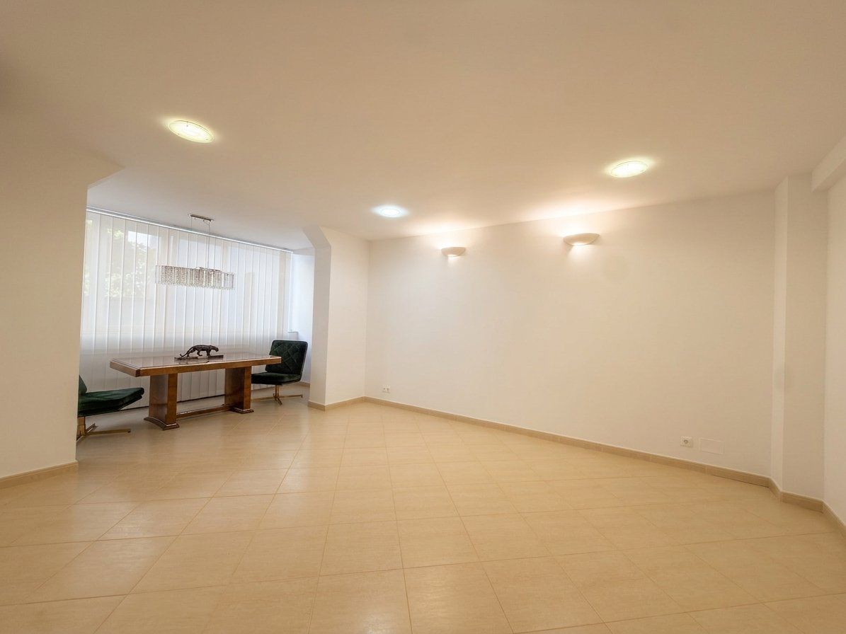 Apartament decomandat în centrul Bucureștiului - Poză 6