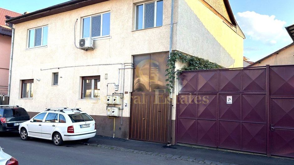 Apartament spatios cu 3 camere - Poză 13