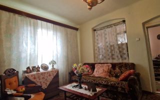 Casă parter cu teren generos de 595 mp, în Șimnicul de Jos – Craiova - Poză 4