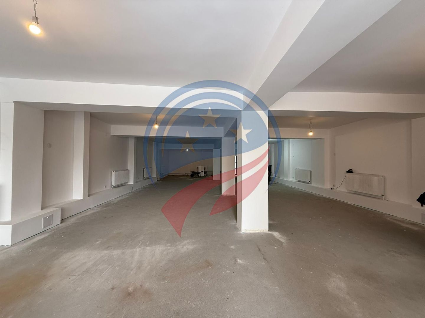 Spațiu comercial open space de închiriat – 12 €/mp ＮＥＧＯＣＩＡＢＩＬ - Poză 3