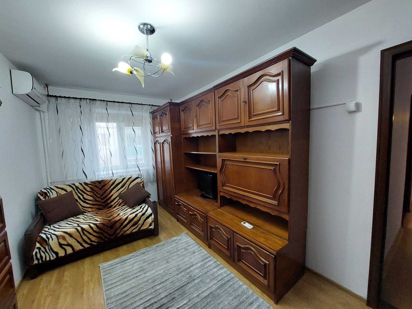 Apartament 3 camere zona Casa de cultura - Gaze - Ocazie - Poză 4