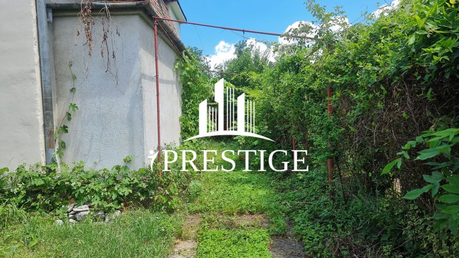 CASĂ INDIVIDUALĂ DE VÂNZARE S+P+E, 2 GARAJE, 777MP TEREN, ULTRACENTRAL - Poză 11