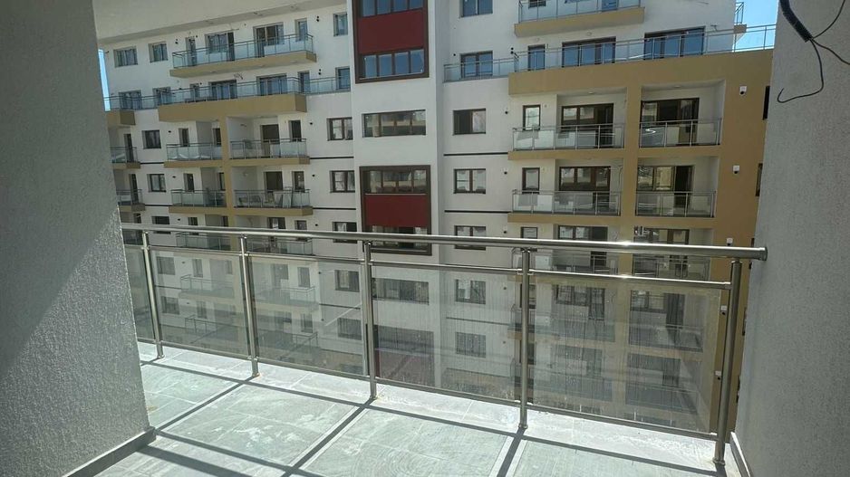 De vanzare apartament 2 camere , zona  Cartier Solar - Poză 2