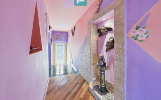 Casa cu potential multiplu in Curtici - Poză 9