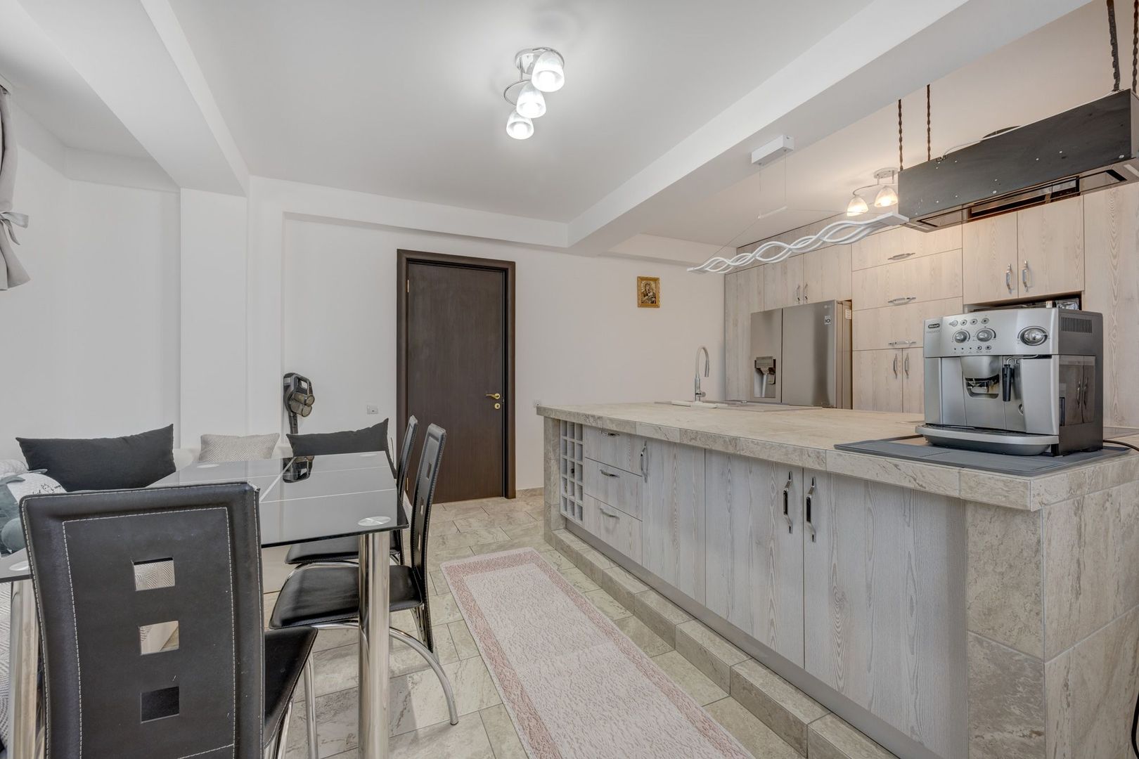 SI CASA SI AFACERE totul sub același acoperiș in Sector 5/Sălaj - LIDL - Poză 54