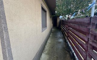 Casă de vânzare pe strada Sabarului - Poză 11