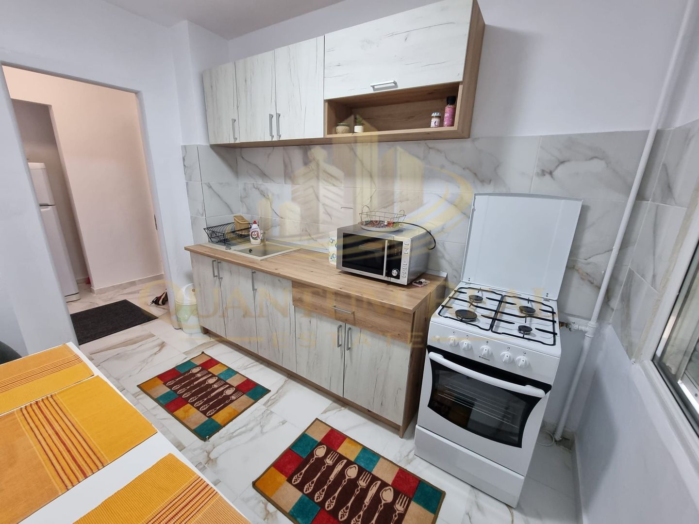 Apartament 2 camere renovat ,Titan langa metrou 1Decembrie - Poză 4