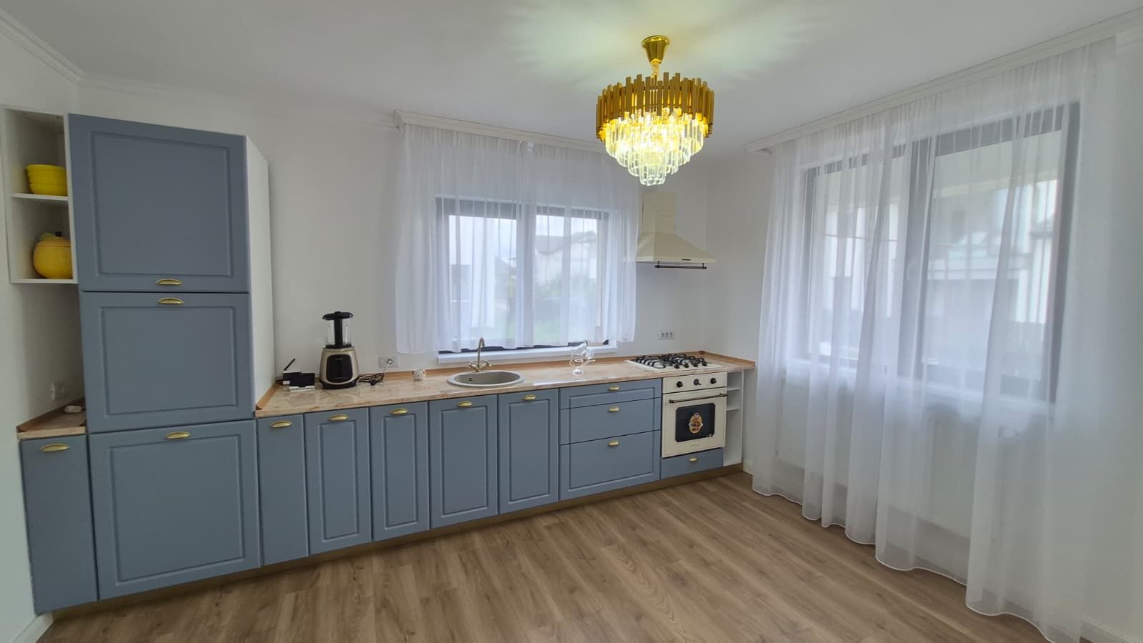 Casă P+1 + Pod - Snagov – vedere la pădure, teren 360 mp - Poză 10