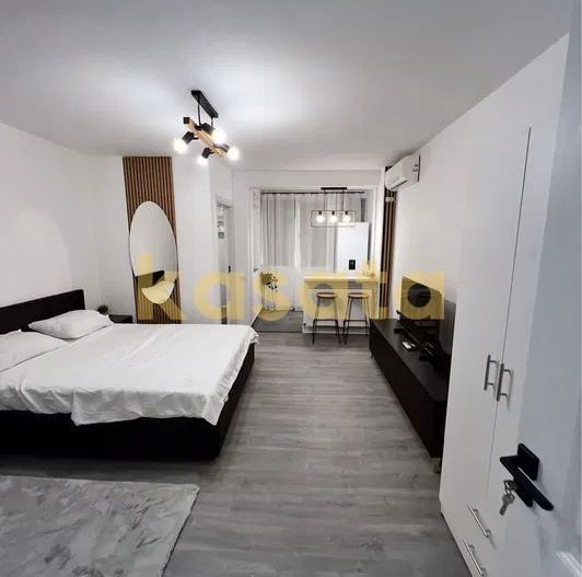 Garsonieră de închiriat lângă Plaza România | Renovată recent - Poză 1