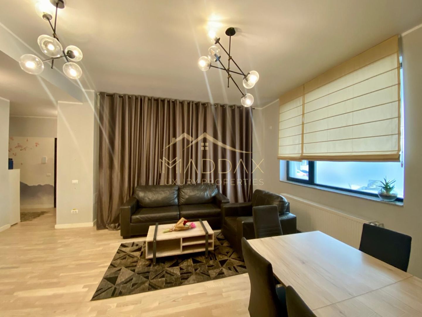 Apartament 3 camere lux // Parcul Herăstrău // loc parcare - Poză 1