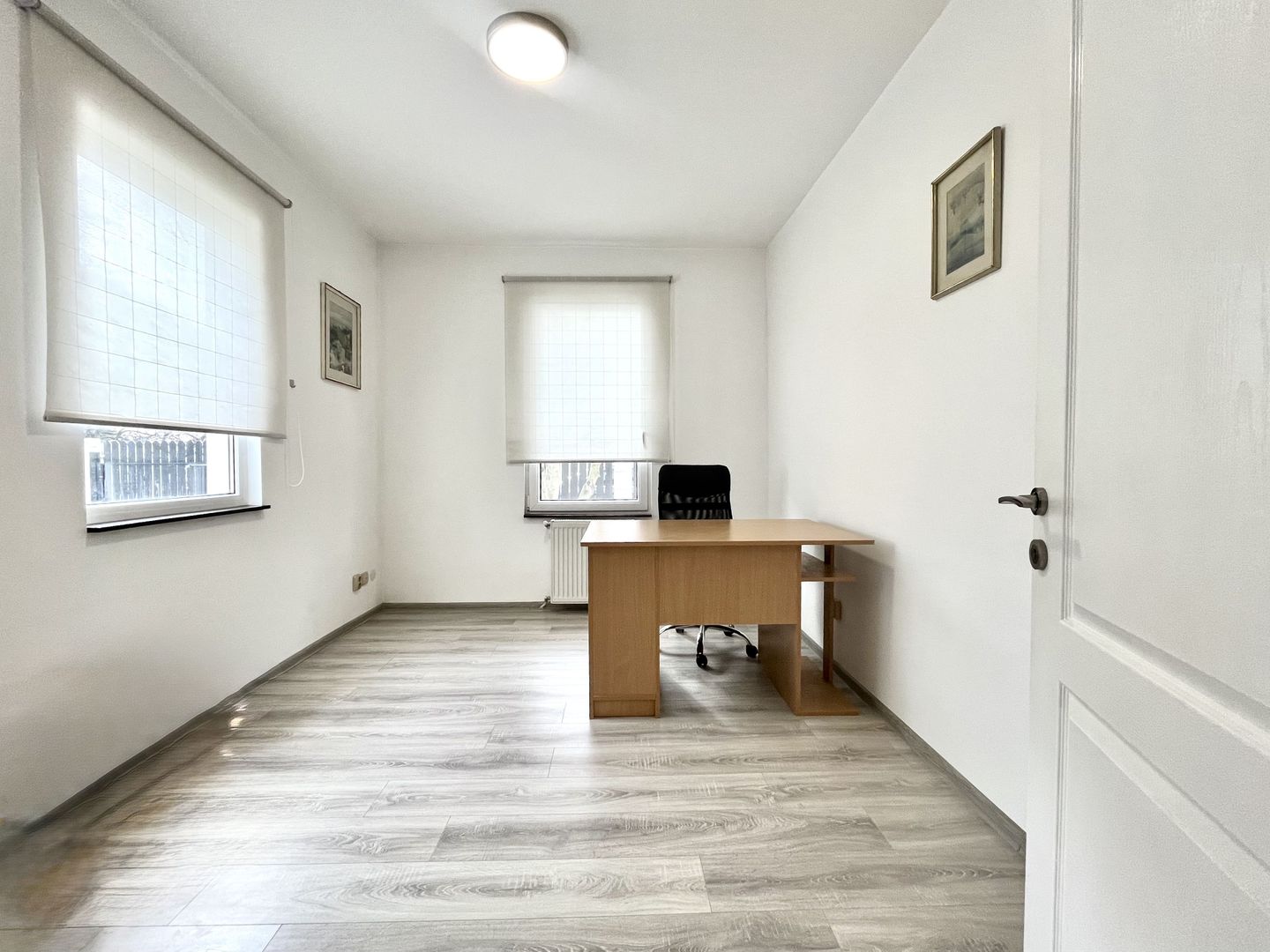 Casă luminoasă cu curte și garaj, perfectă pentru familie | Braytim - Poză 26