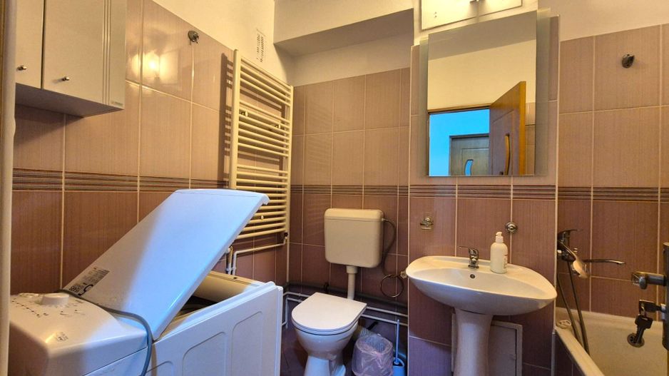 La 5 minute de Centru  - garsoniera spațioasă, pet friendly, priveliste frumoasă - Poză 10