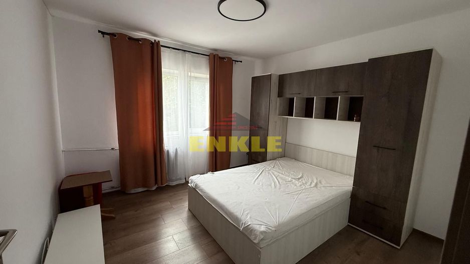 VÂNZARE APARTAMENT CU 2 CAMERE, ETAJ 2 – ZONA MALL - Poză 2