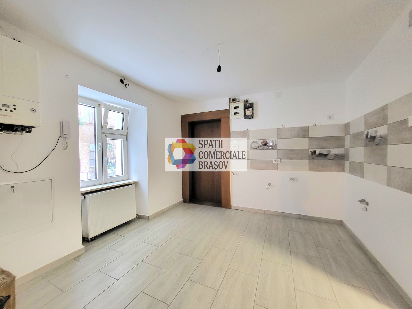 Spatiu comercial Ultracentaral Brasov - 83mp - Poză 8