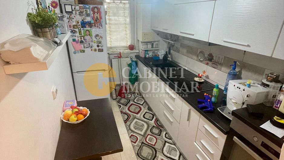 Apartament cu 3 camere - Etaj Intermediar - Bloc din 80 - Tesatura - Poză 5