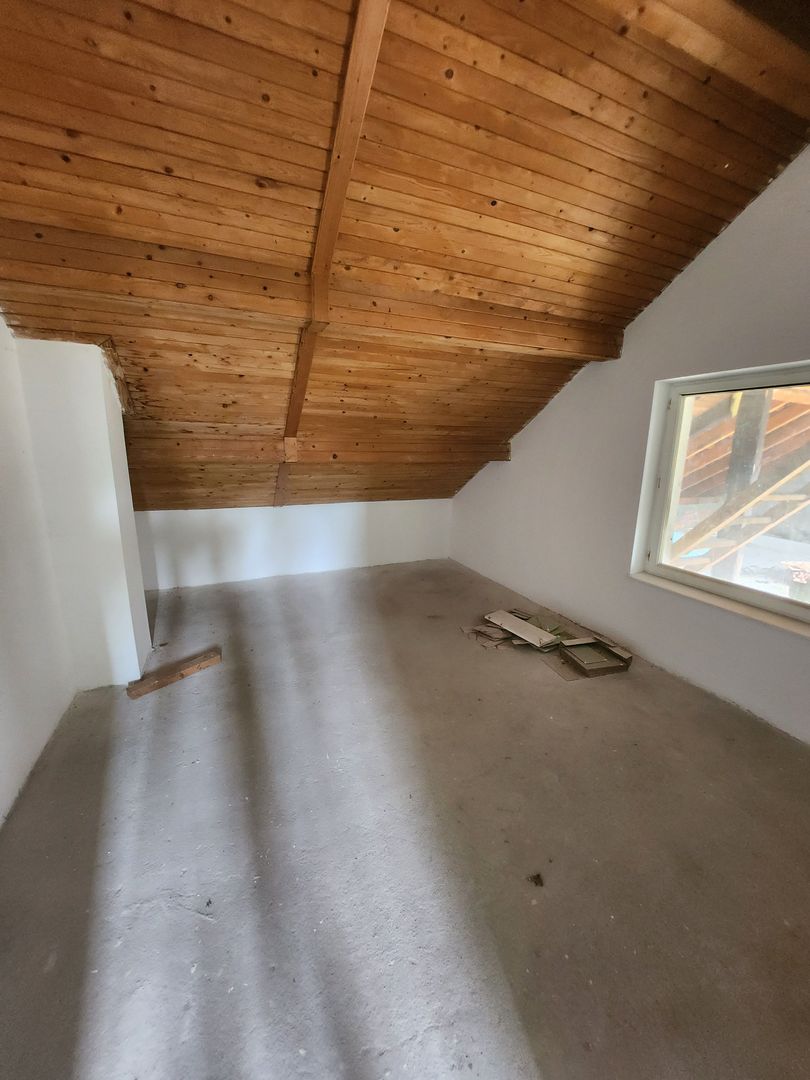 Casa P+M cu teren generos-Remetea - Poză 5