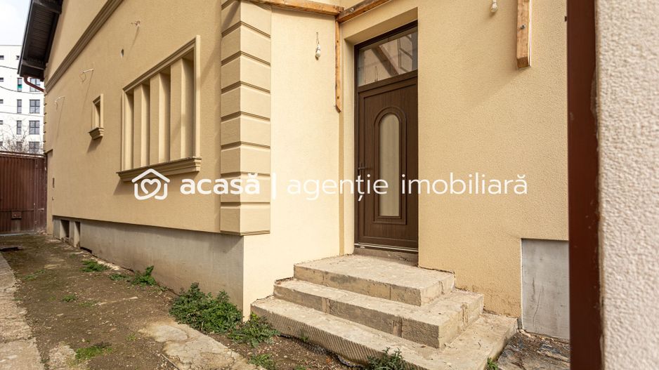 Casă / Vilă semifinisată cu destinații multiple zona centrală - Poză 2
