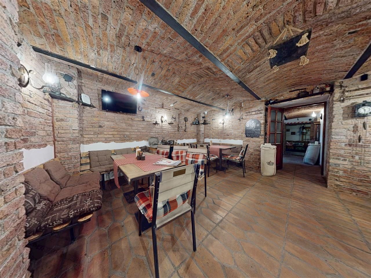 Resort cu perspectiva remarcabila in Centrul Istoric - Piata Unirii, Brasov - Poză 19