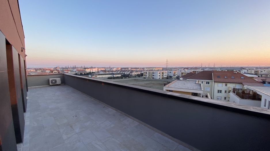 Penthouse Calea Aradului -  terasa 40 mp - Poză 48
