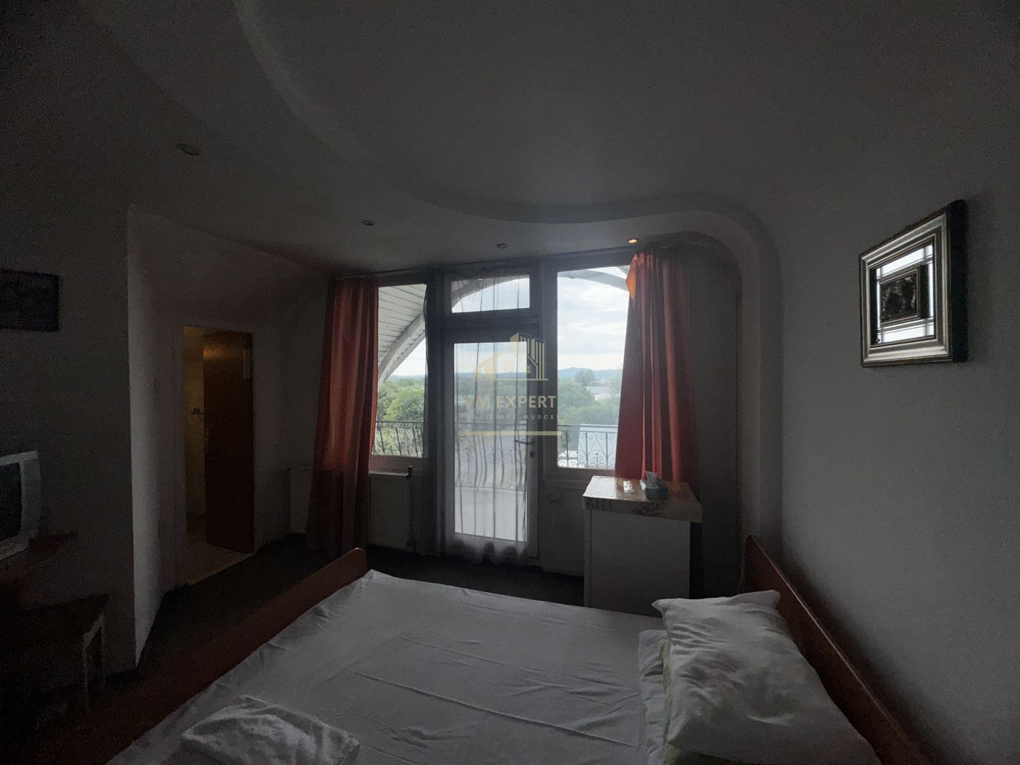 VILA - PENSIUNE CU RESTAURANT + SI TEREN 6406 MP, VALEA MARE PRAVAT, - Poză 43